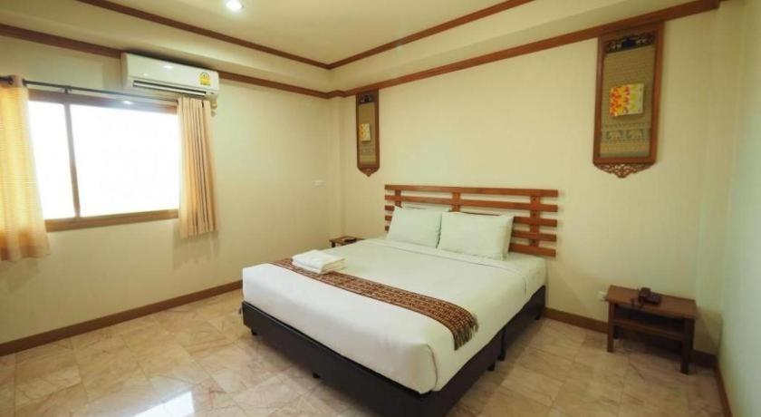 Amornsukhothai Hotel Εξωτερικό φωτογραφία